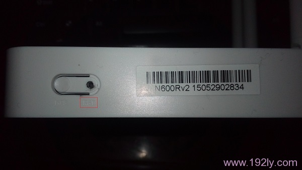 TOTOLINK路由器怎么恢复出厂设置?